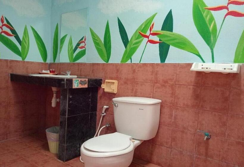 패밀리 룸 가든 전망, Chaba Bungalows