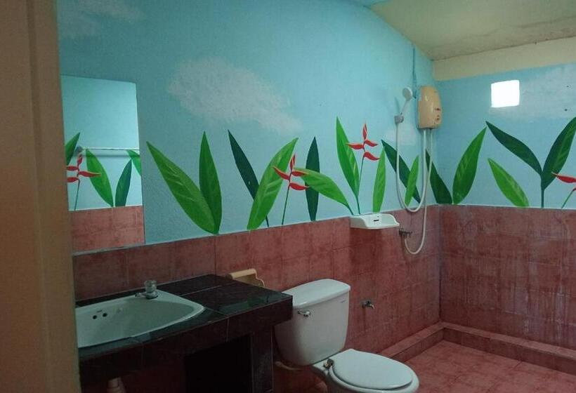 패밀리 룸 가든 전망, Chaba Bungalows