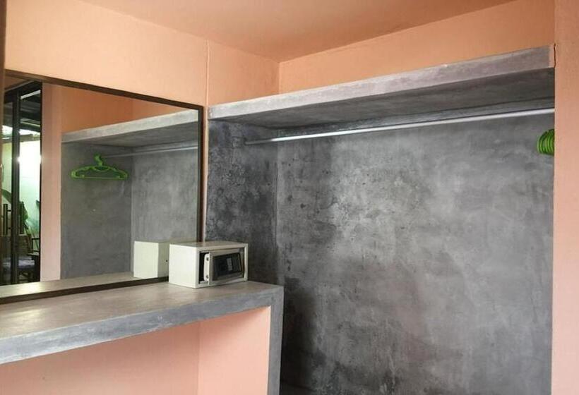 수피리어 방갈로, Chaba Bungalows