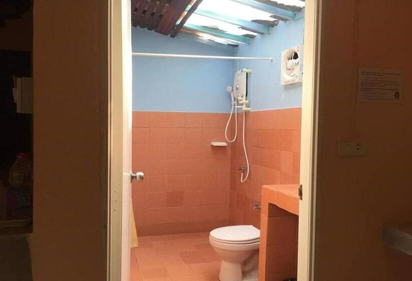 수피리어 방갈로, Chaba Bungalows