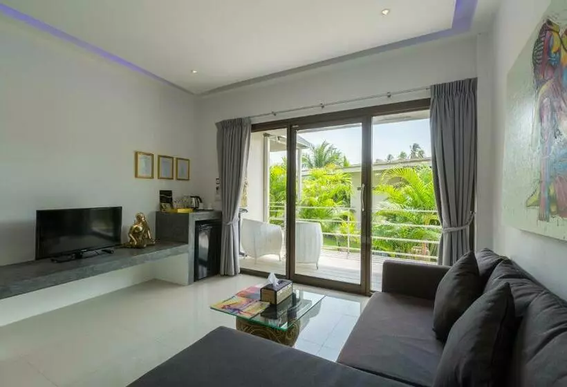 بانگلوی ممتاز, Coconutspalm Resort
