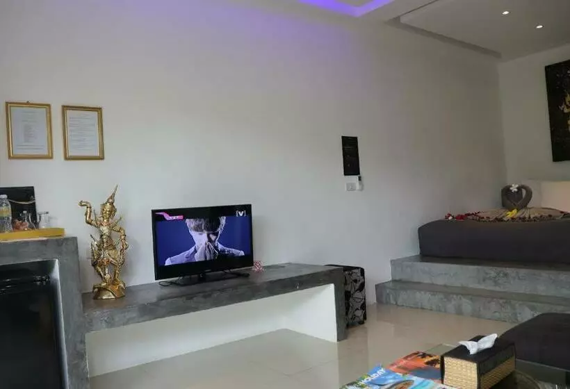 بانگلوی ممتاز, Coconutspalm Resort