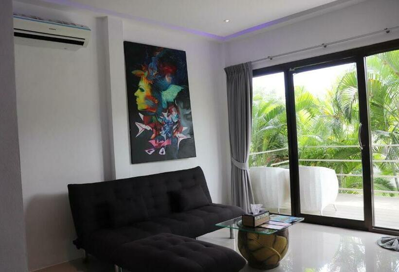 بنجلو بريميوم, Coconutspalm Resort