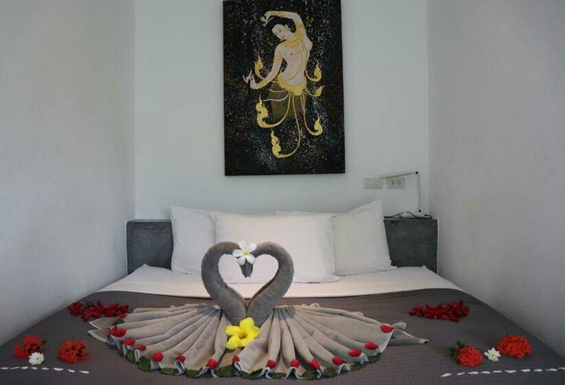 بنجلو بريميوم, Coconutspalm Resort