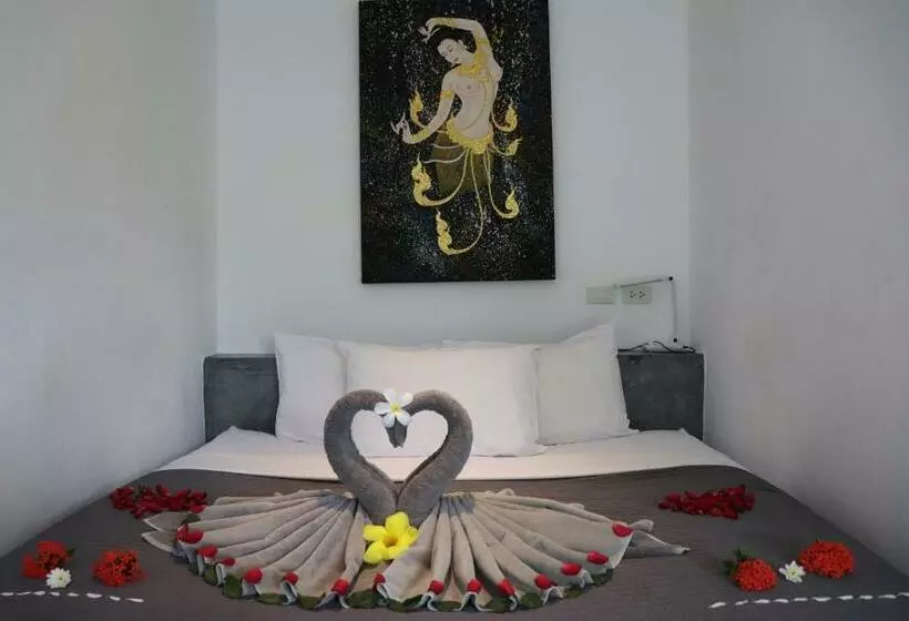 بانگلوی ممتاز, Coconutspalm Resort
