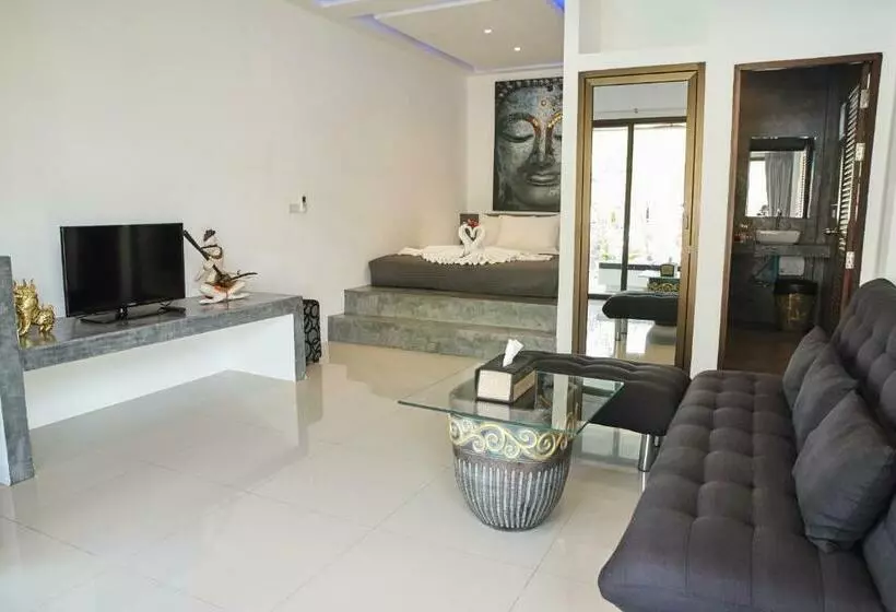 بانگلوی ممتاز, Coconutspalm Resort