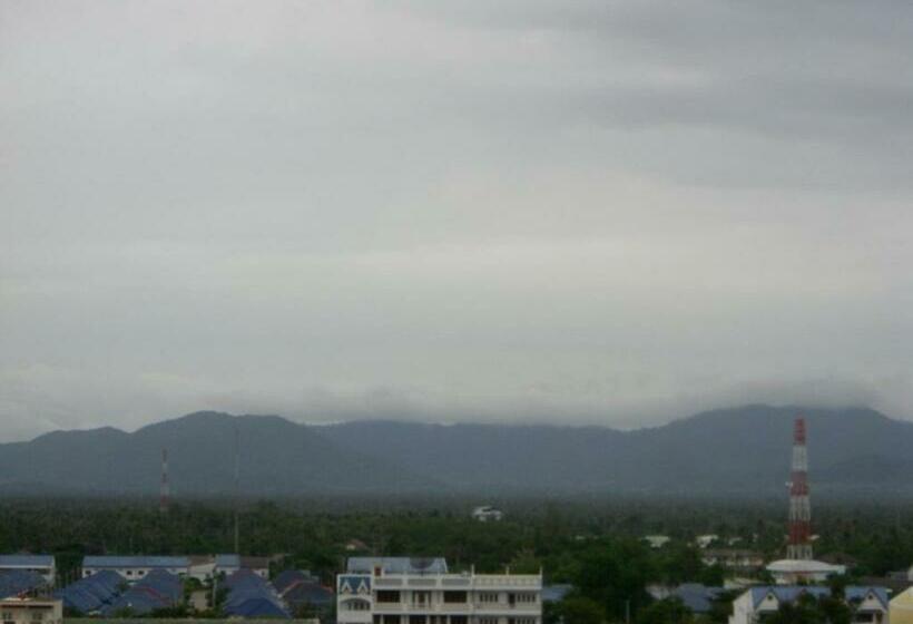 带城市景观的标准间, Hadthong