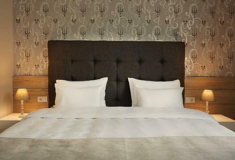 اتاق لوکس, Ig