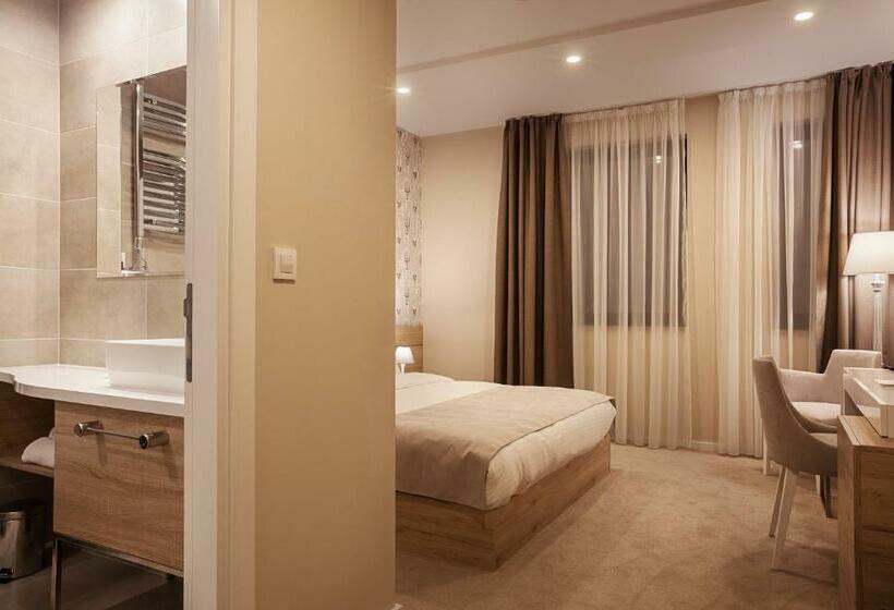 اتاق لوکس, Ig