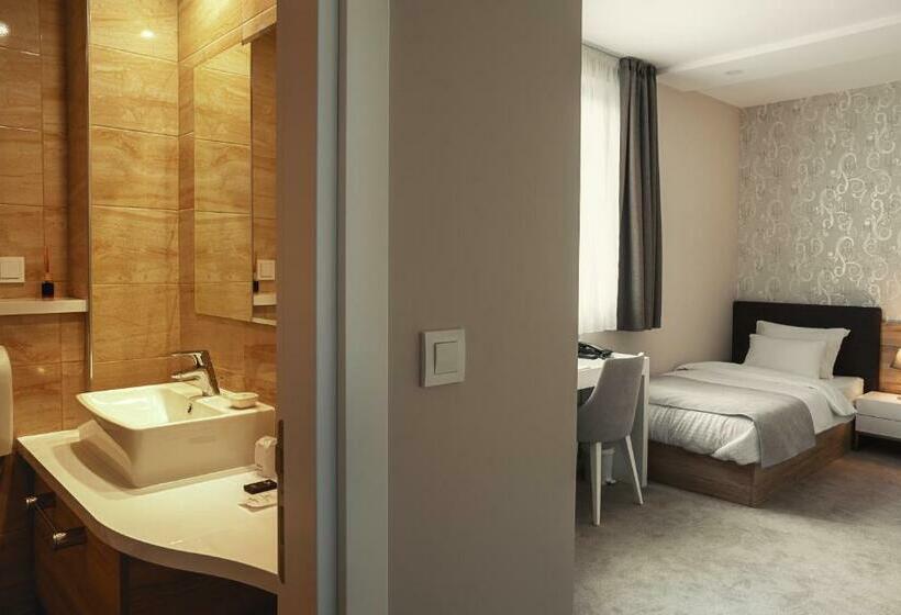 اتاق لوکس, Ig