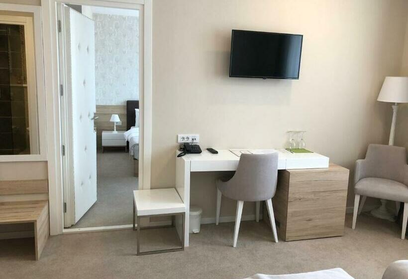 اتاق لوکس خانوادگی, Ig