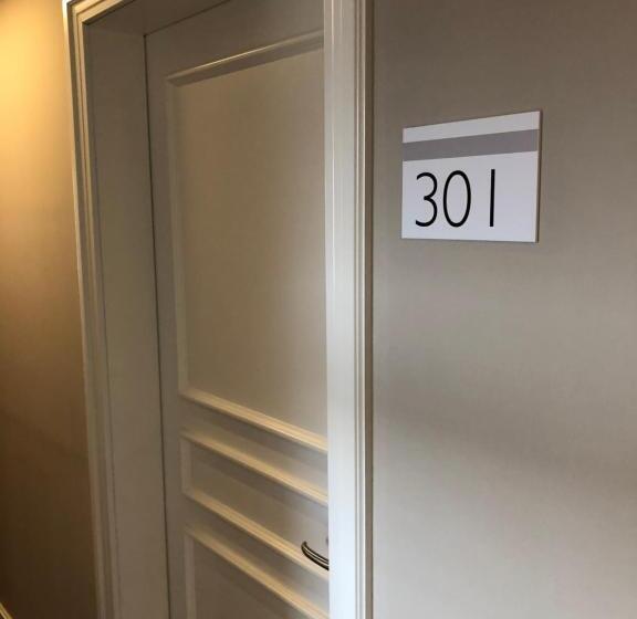 اتاق لوکس خانوادگی, Ig