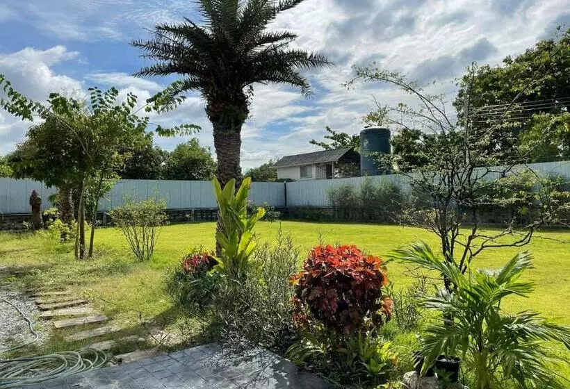 Deluxe-perhehuone, Qg Resort