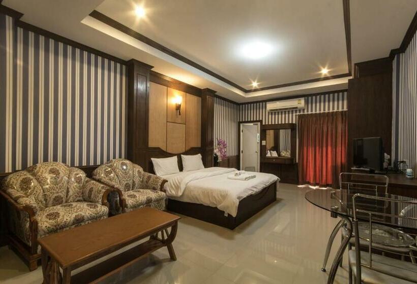 マスタールーム, The Muk Lagoon