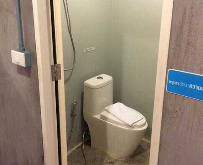 חדר סטנדרט עם מיטת קינג, K2 Backpacker Hostel