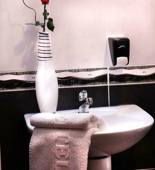 Quarto Triplo Estandar, Kengur Resort
