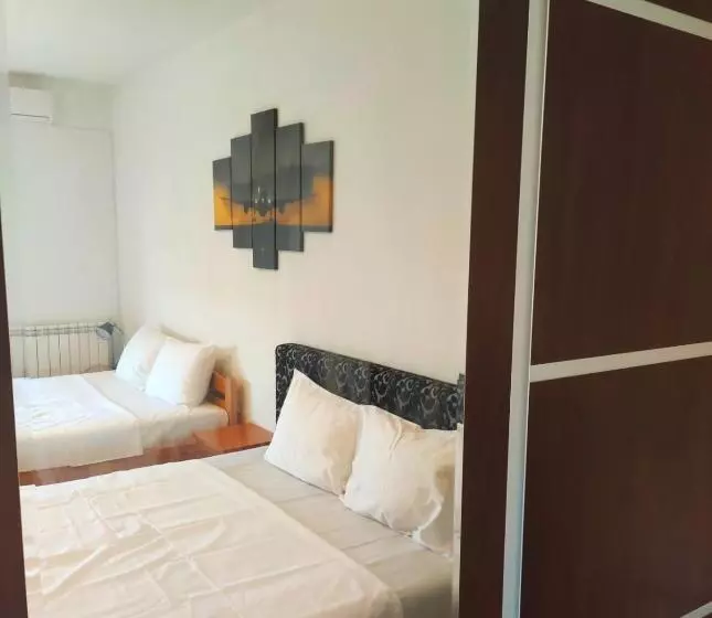 اتاق سوپریور خانوادگی, Kengur Resort