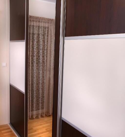 اتاق سوپریور خانوادگی, Kengur Resort