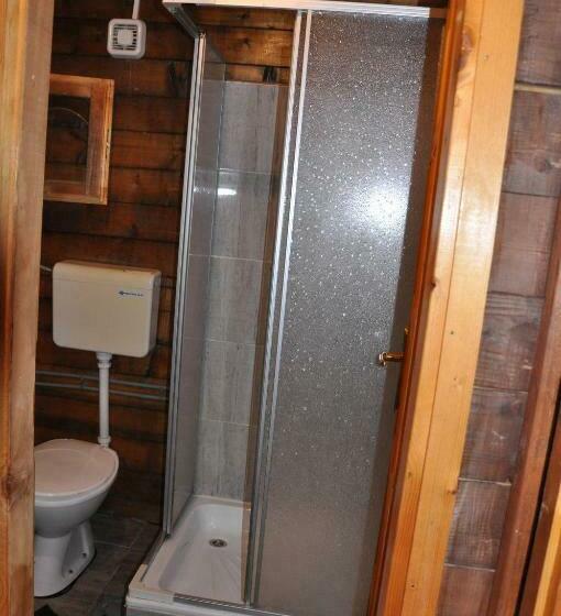 کلبه ییلاقی, Chalets & Rooms čarda šebešfok