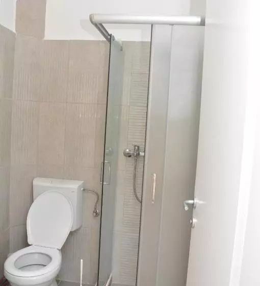 اتاق استاندارد یک نفره, Chalets & Rooms čarda šebešfok