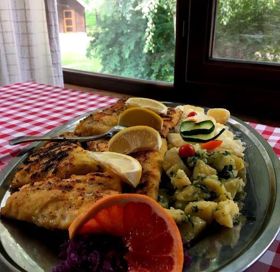 اتاق استاندارد یک نفره, Chalets & Rooms čarda šebešfok