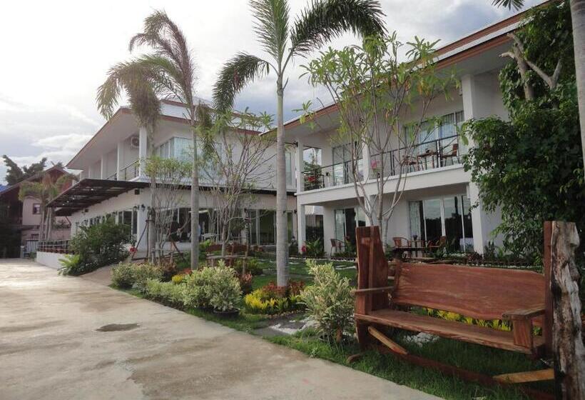 Номер Стандарт Вид на Реку, Nopparat Garden