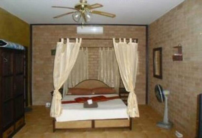 Бунгало Стандарт, Sanuk Bungalows