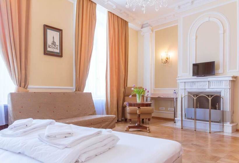 ファミリーステューディオ, Aroom Hotel On Kitay Gorod