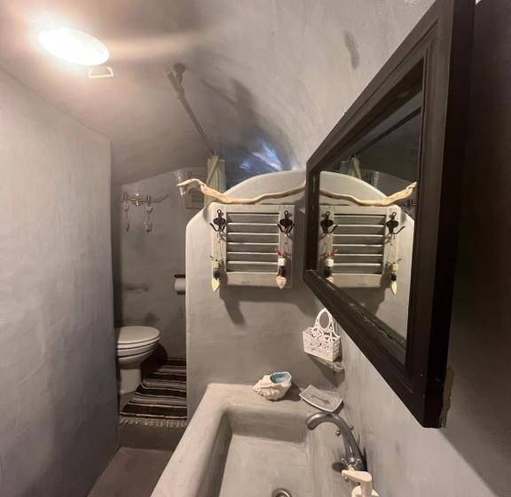 Estudio Estándar, Emmantina