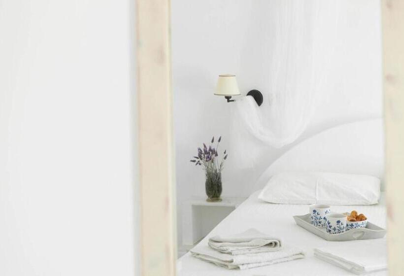 اتاق استاندارد با بالکن, Begleri