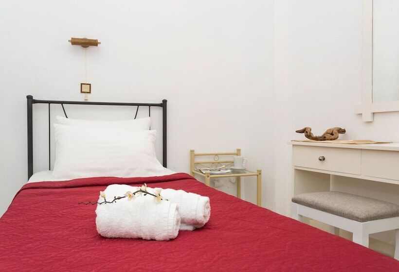 חדר יחיד נוף לגינה, Galini Mare