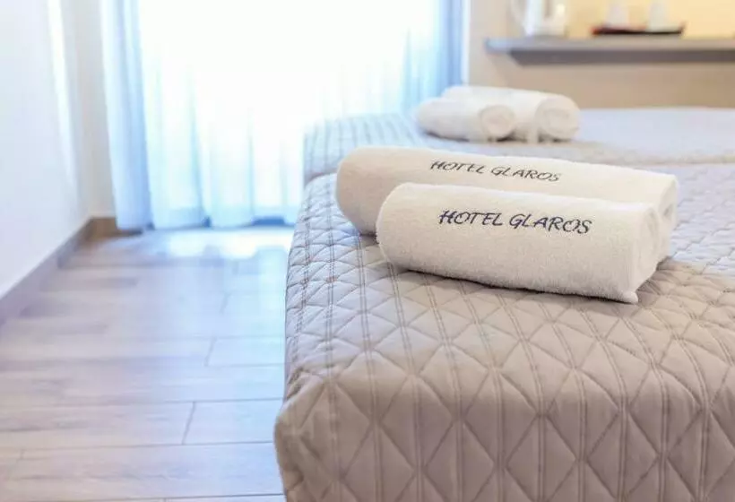 Chambre Standard, Glaros
