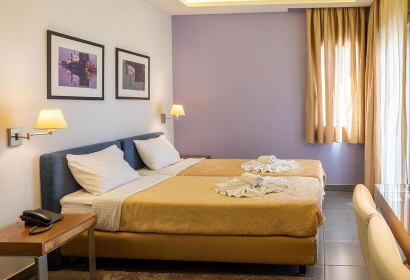 חדר סופריור לשלושה עם נוף לים, Harmony Rooms Nafplio