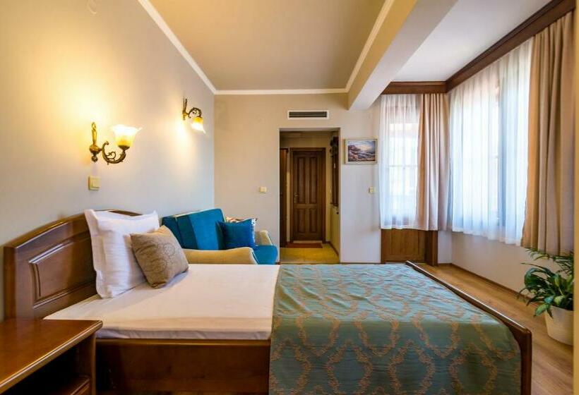 Номер Стандарт, Izvora