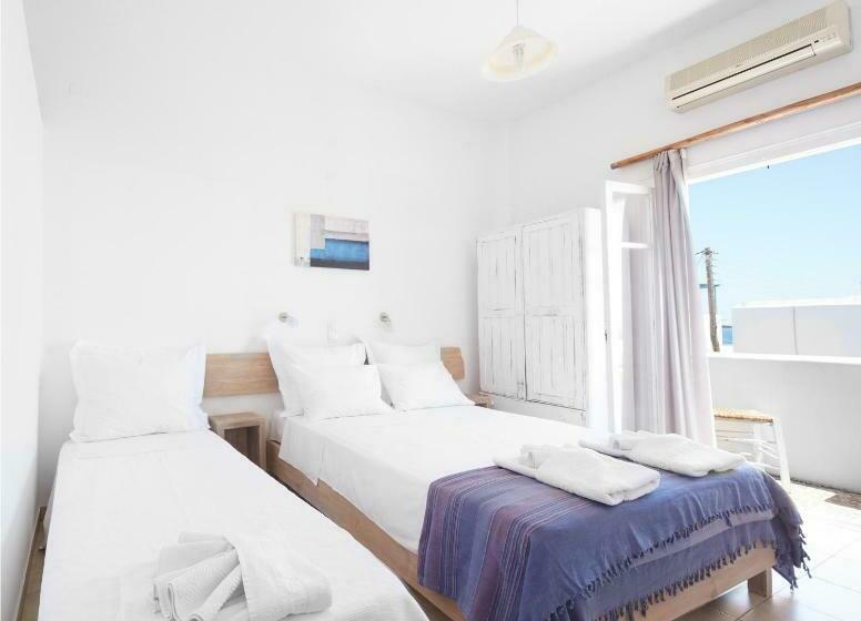 חדר סטנדרט לשלושה עם נוף צדדי לים, Londos