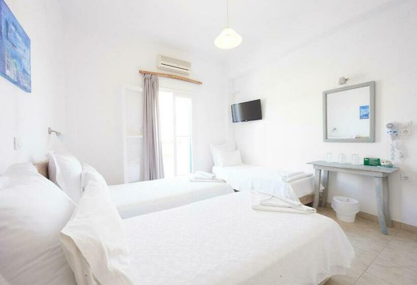 חדר סטנדרט לשלושה עם נוף צדדי לים, Londos