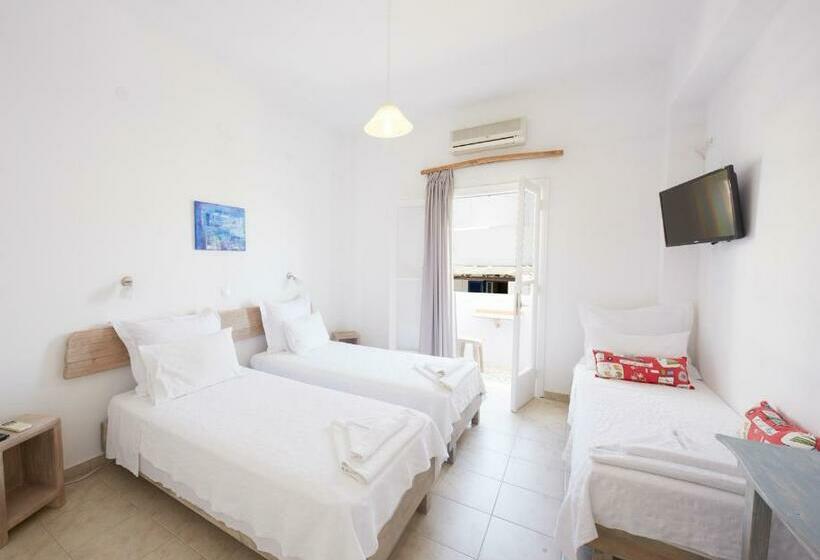 חדר סטנדרט לשלושה עם נוף צדדי לים, Londos