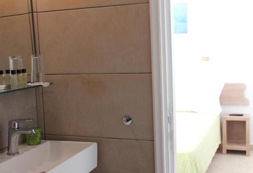 חדר סטנדרט נוף לגינה, Londos