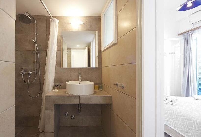 סוויטה משפחתית 2 חדרי שינה, Londos