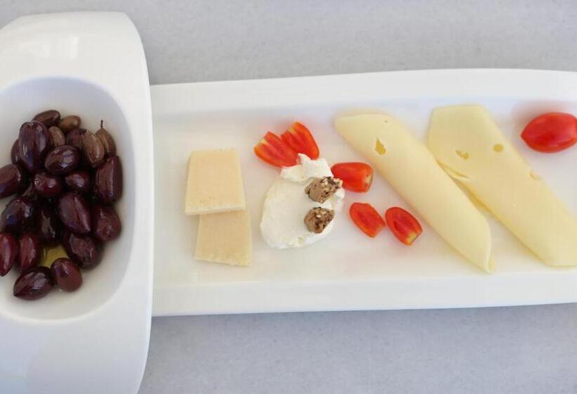 Полулюкс Вид на Море, Mareggio Exclusive Residences & Suites