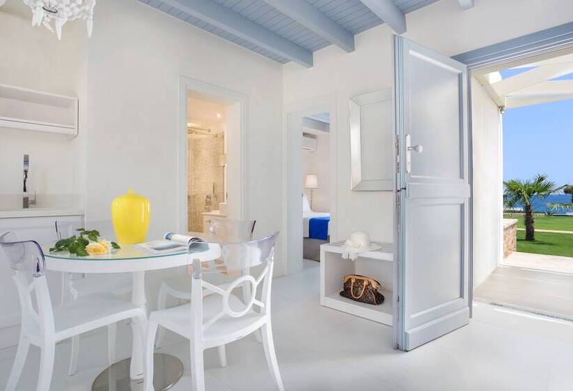 Люкс Вид на Море с Гидромассажем, Mareggio Exclusive Residences & Suites