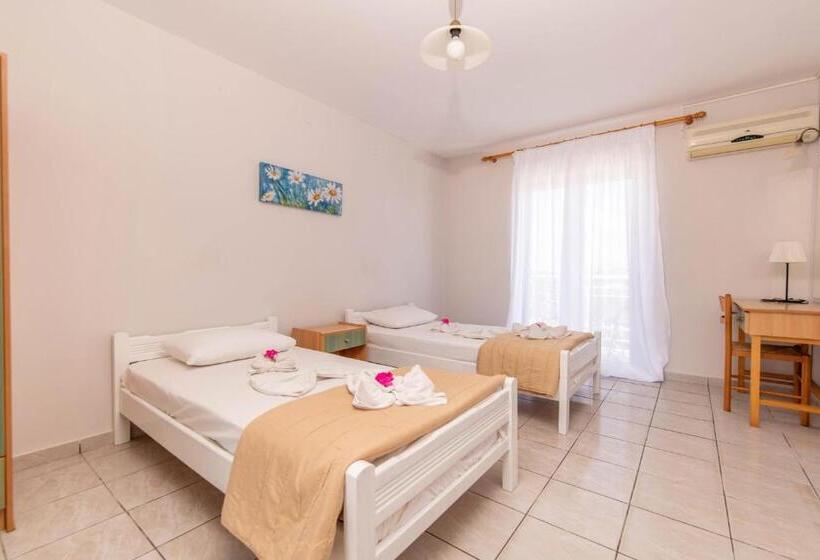 Номер Стандарт Вид на Бассейн, Armonia Hotel By Zante Plaza