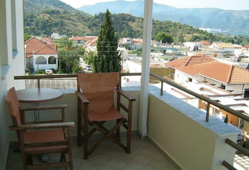 غرفة قياسية فردية, Selefkos Palace