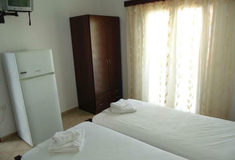 חדר סטנדרט, Spiros