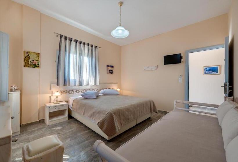 Standard Triple Room, Villa Aegeon