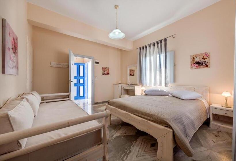 اتاق استاندارد سه نفره, Villa Aegeon