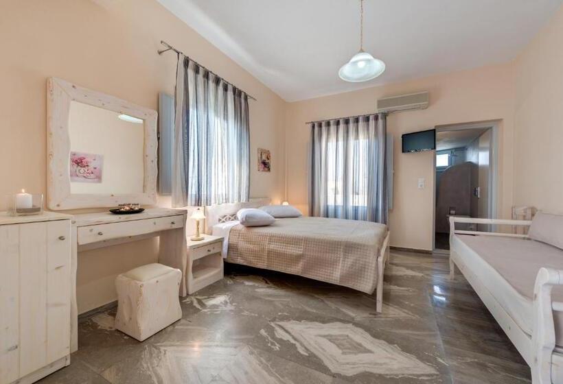 Standard Triple Room, Villa Aegeon