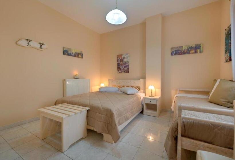 Standard Triple Room, Villa Aegeon