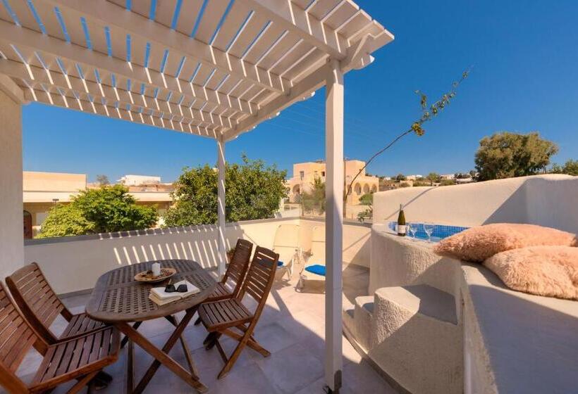 Suite with Hot Tub, Villa Aegeon