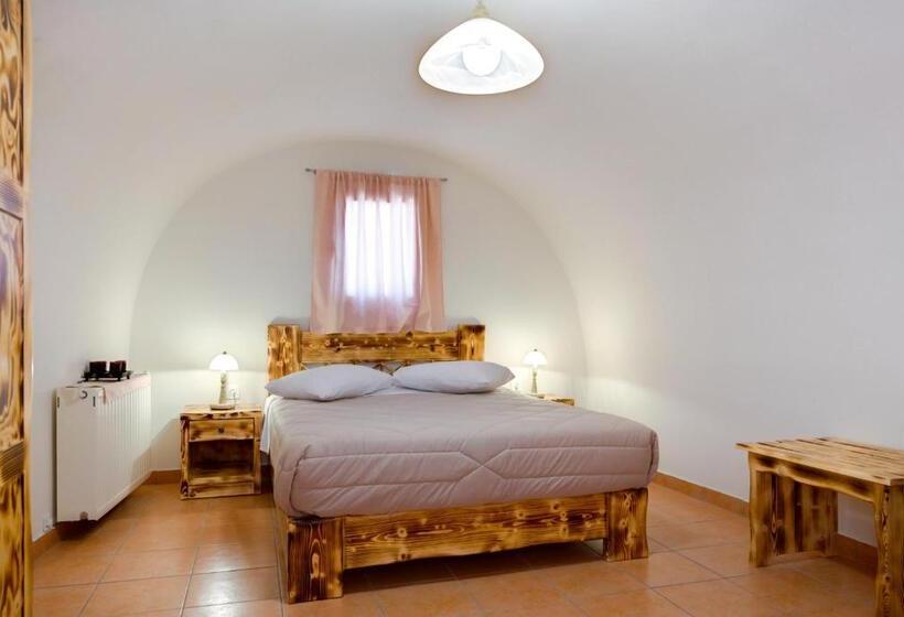 سوئیت با وان آب گرم, Villa Aegeon